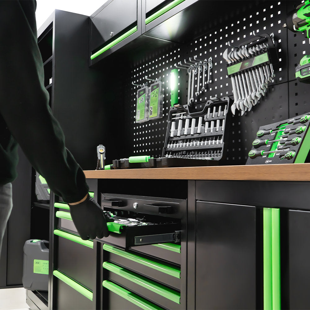 PARETE COMPLETA IN CABRONIO PER OFFICINA + CARRELLO CON 4 TERMOFORMATI CON UTENSILI | 54327 | EVA-SERIE446