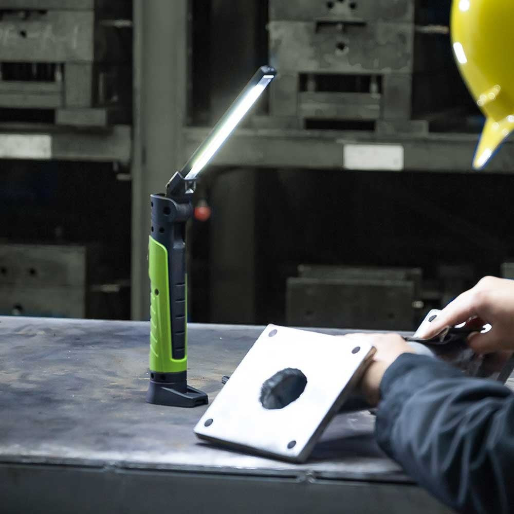 FG 207/B Lampada pieghevole professionale 700Lm Fasano