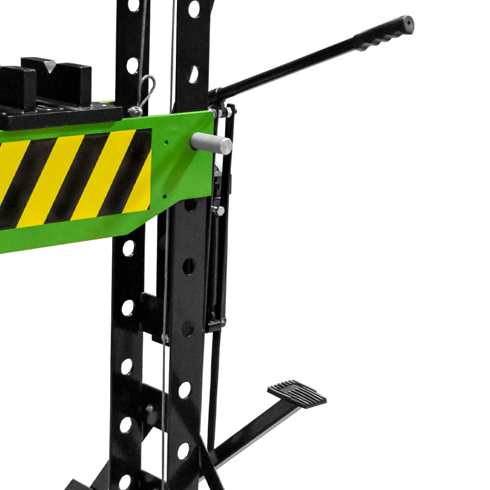 53684 PRESSA DA 30 TONNELLATE